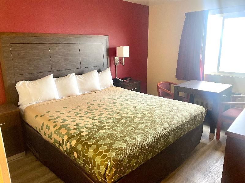 Econo Lodge Inn & Suites Corning Travel Center image