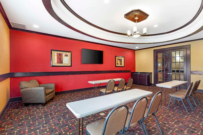 Quality Inn & Suites Groesbeck image