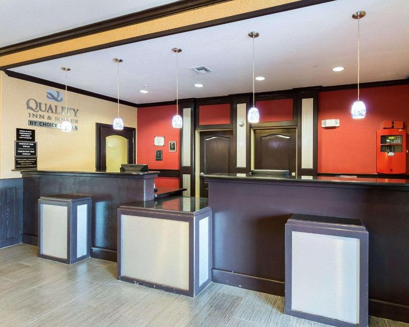 Quality Inn & Suites Groesbeck image
