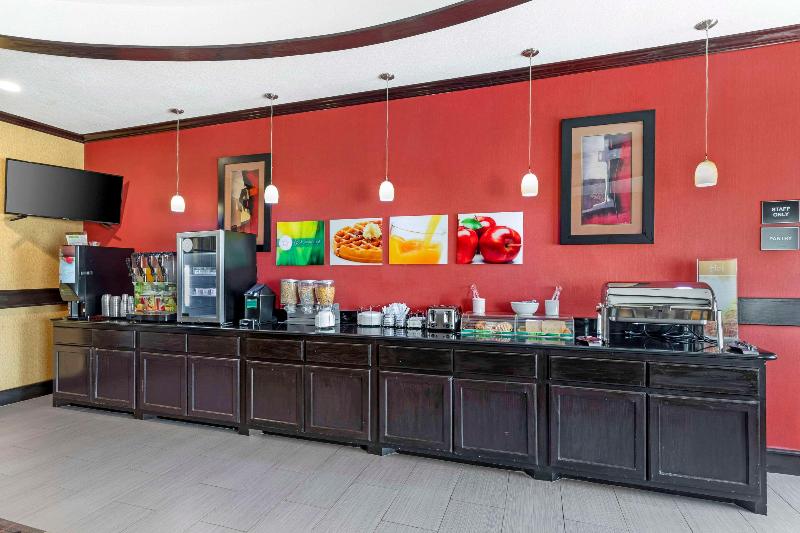 Quality Inn & Suites Groesbeck image
