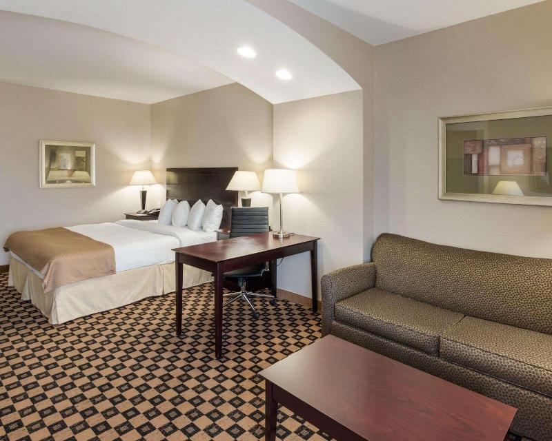 Quality Inn & Suites Groesbeck image