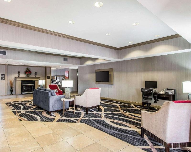 Comfort Inn Sullivan image