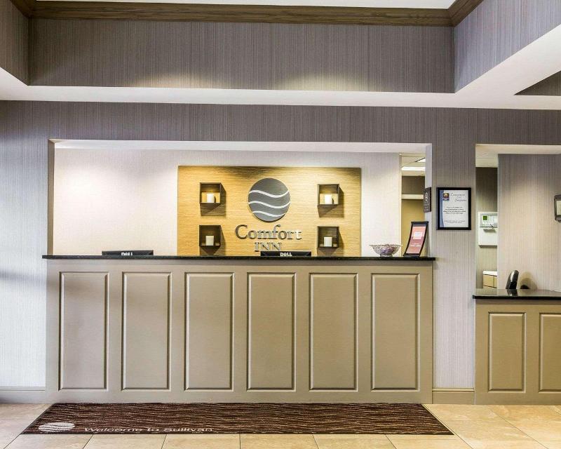 Comfort Inn Sullivan image
