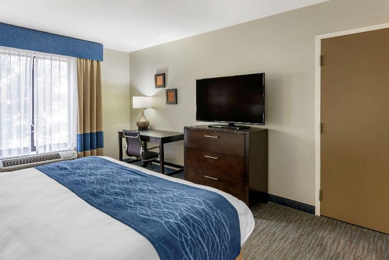 Comfort Inn Sullivan image