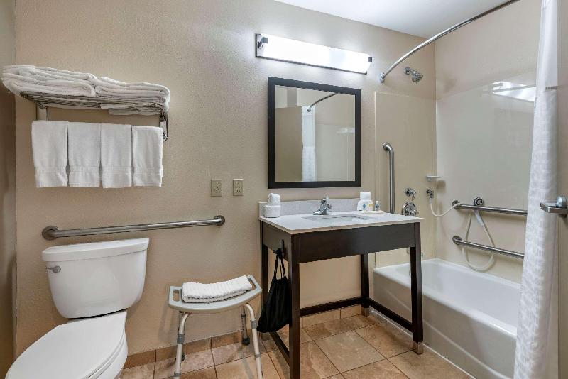 Comfort Inn Sullivan image