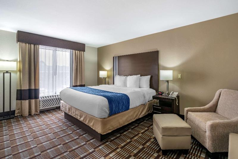 Comfort Inn Sullivan image