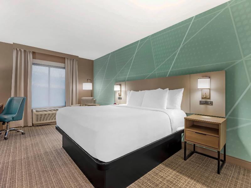 Comfort Inn Sullivan image