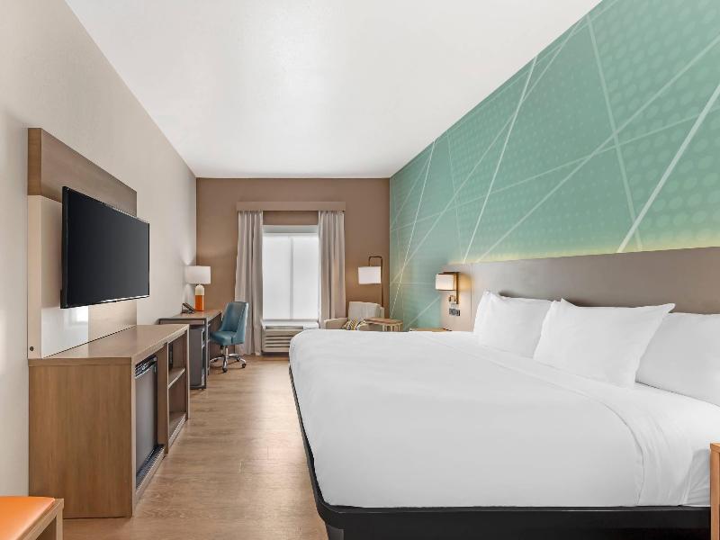 Comfort Inn Sullivan image