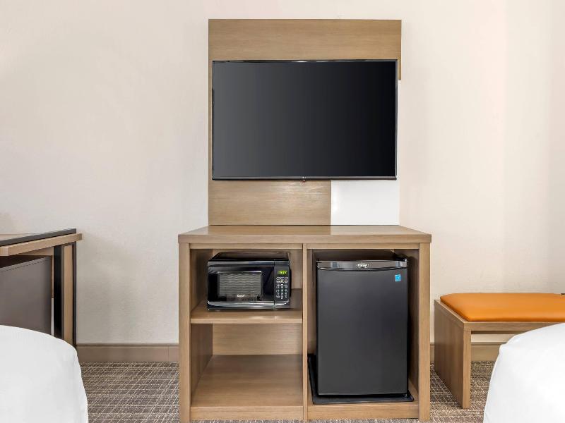 Comfort Inn Sullivan image
