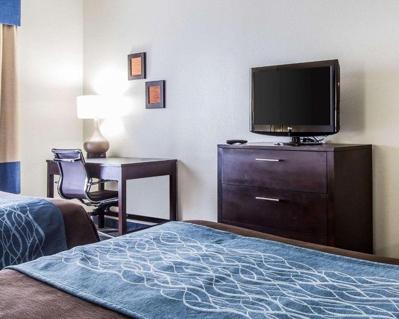 Comfort Inn Sullivan image