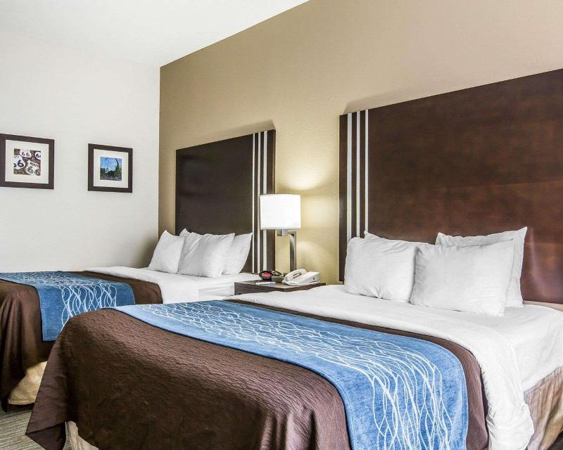 Comfort Inn Sullivan image