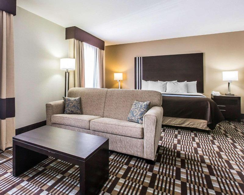 Comfort Inn Sullivan image