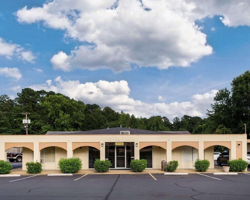 Econo Lodge Kosciusko image