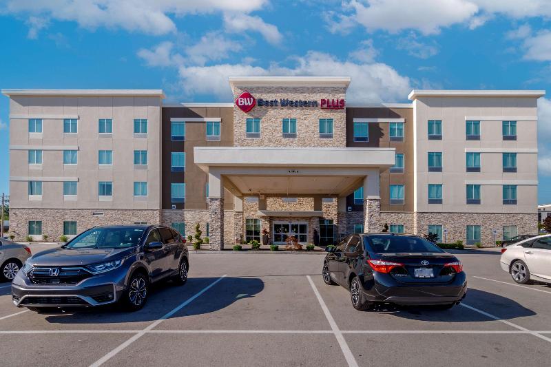 Best Western Plus St. Louis Airport Hotel image