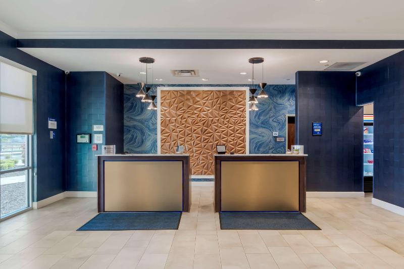 Best Western Plus St. Louis Airport Hotel image
