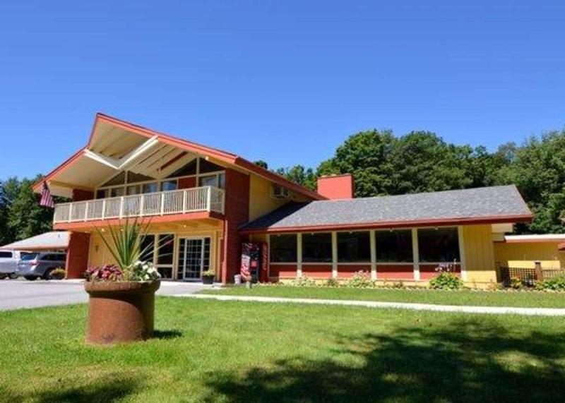 Econo Lodge Manchester Area