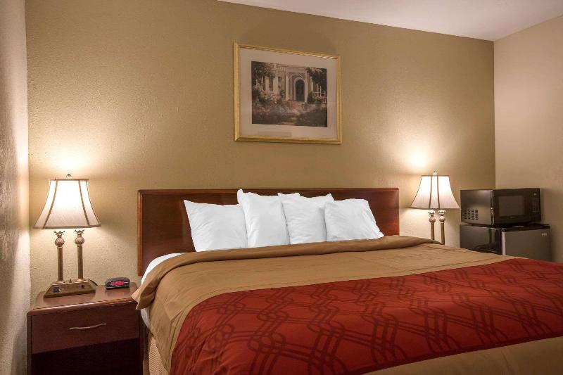 Bed room