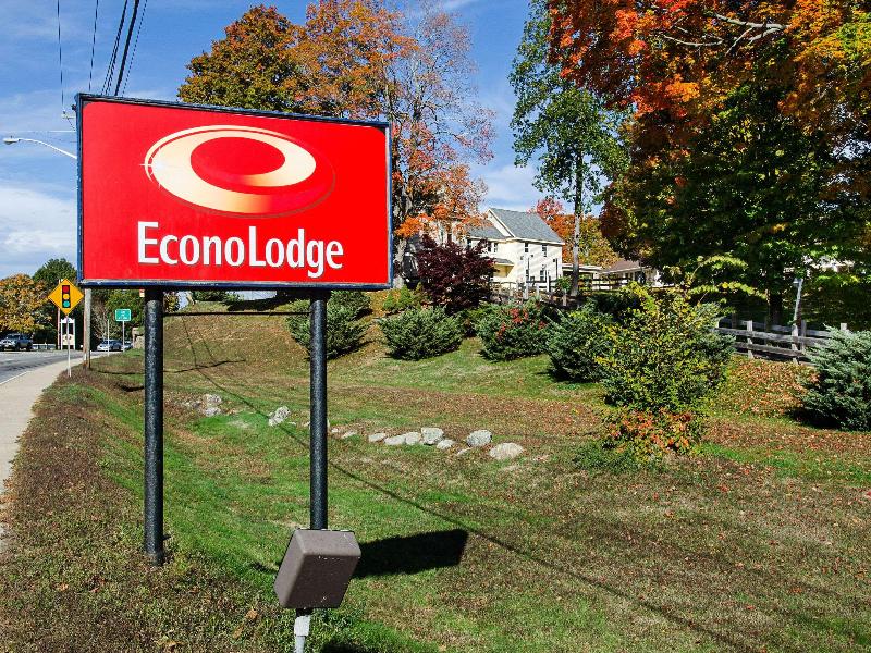 Econo Lodge Sturbridge Route 20 image