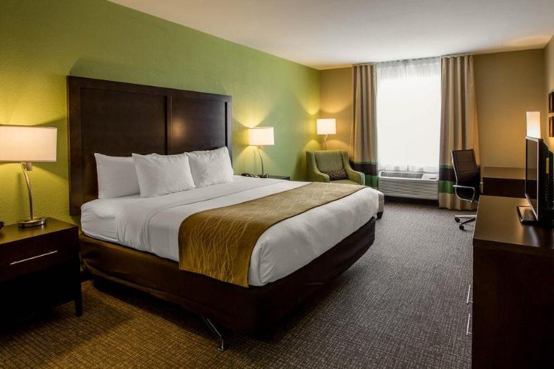Comfort Inn Sylva - Cullowhee image
