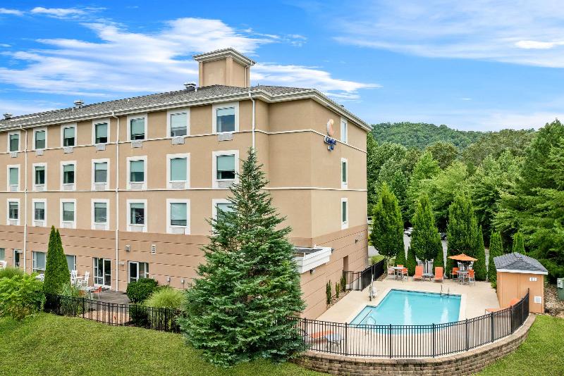 Comfort Inn Sylva - Cullowhee image