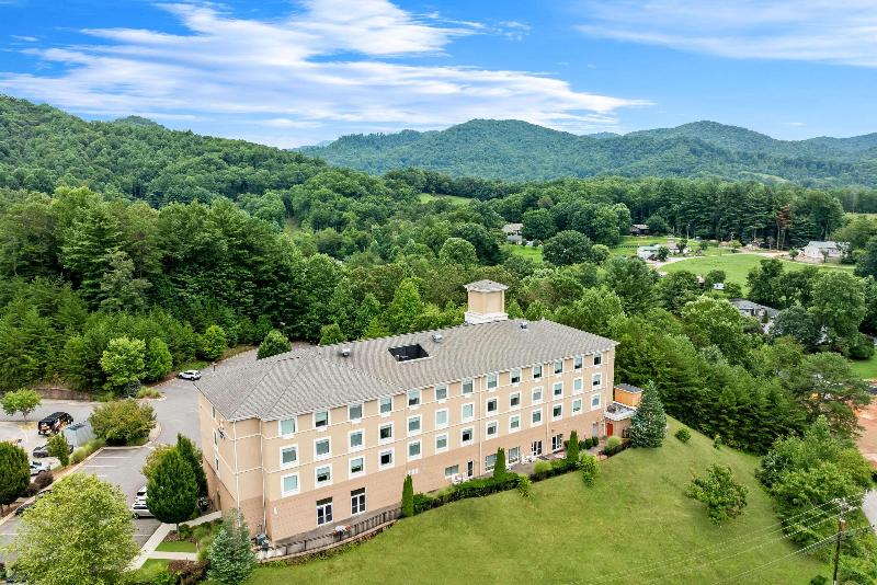 Comfort Inn Sylva - Cullowhee image