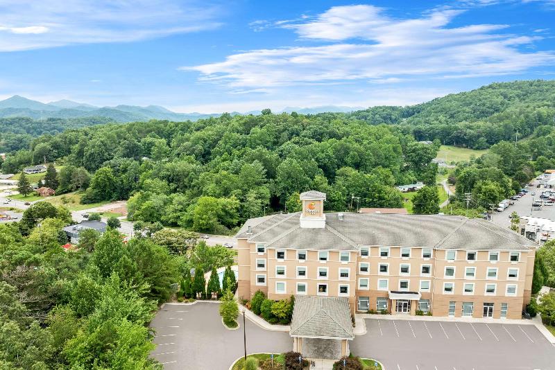 Comfort Inn Sylva - Cullowhee image