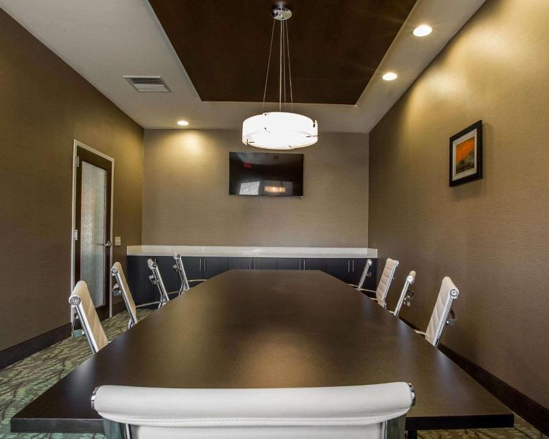 Comfort Inn Sylva - Cullowhee image