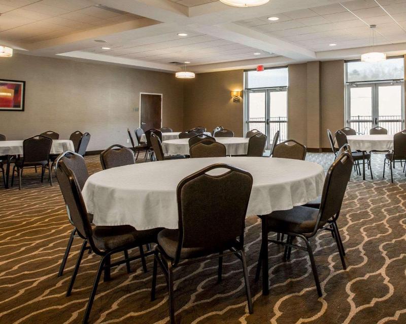 Comfort Inn Sylva - Cullowhee image
