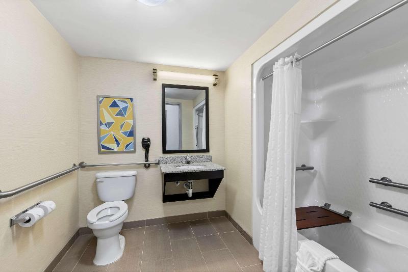 Comfort Inn Sylva - Cullowhee image