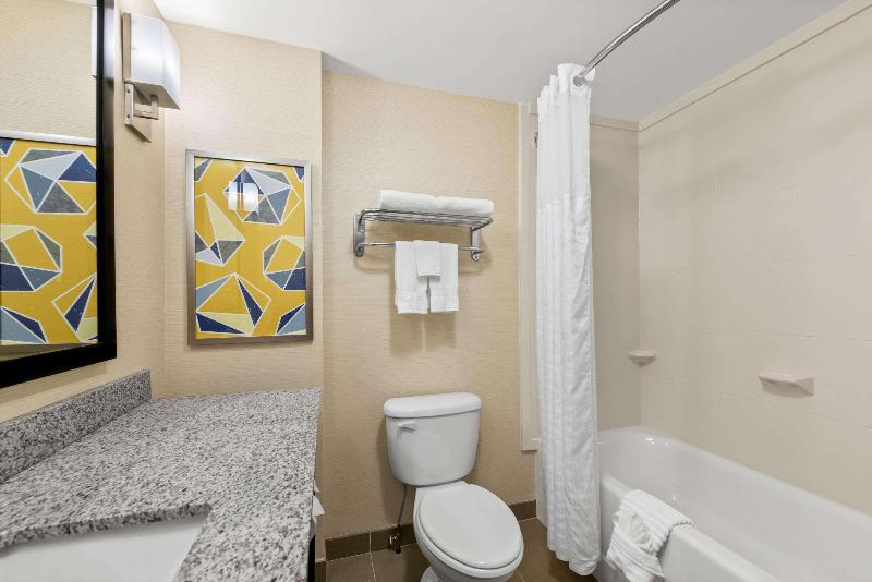 Comfort Inn Sylva - Cullowhee image