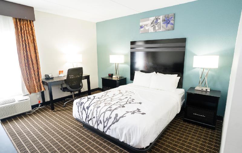 Sleep Inn & Suites West Knoxville image