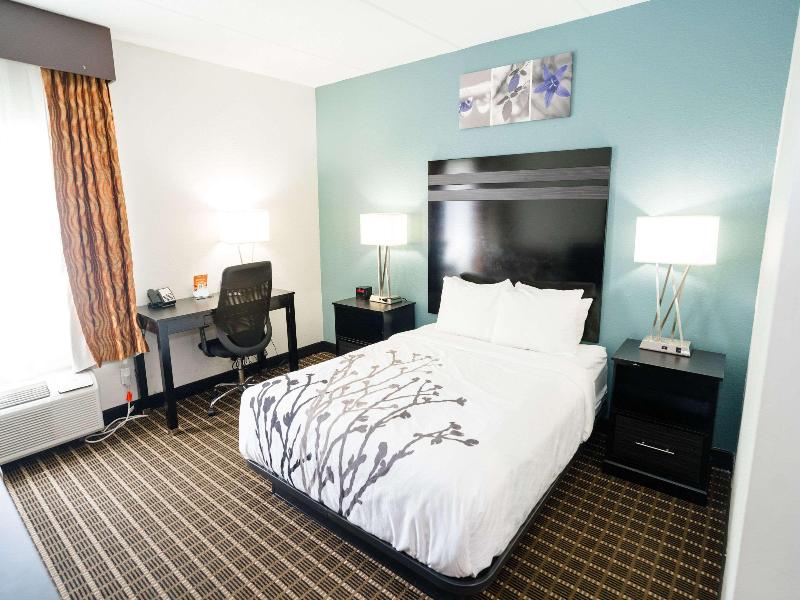 Sleep Inn & Suites West Knoxville image