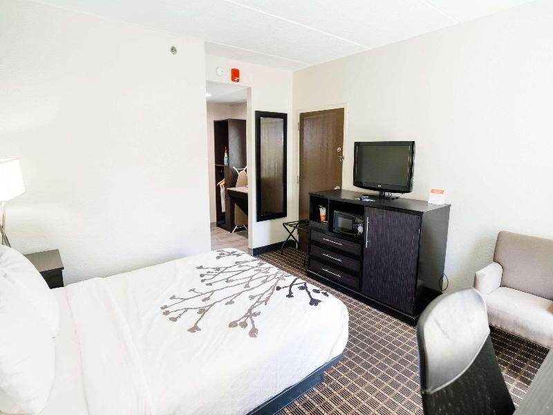 Sleep Inn & Suites West Knoxville image