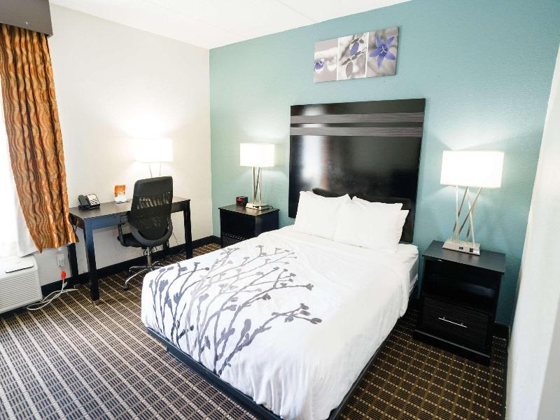 Sleep Inn & Suites West Knoxville image