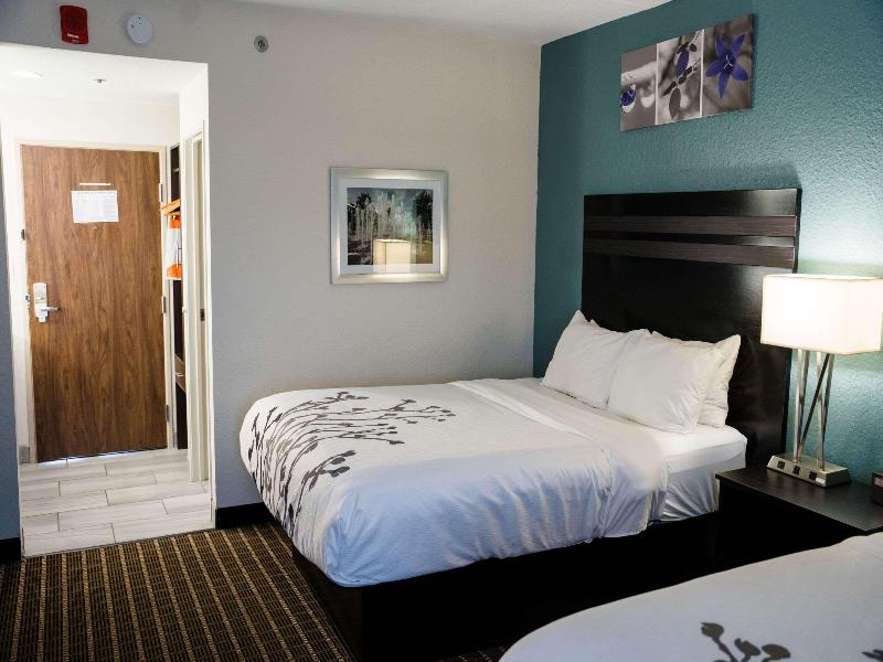 Sleep Inn & Suites West Knoxville image
