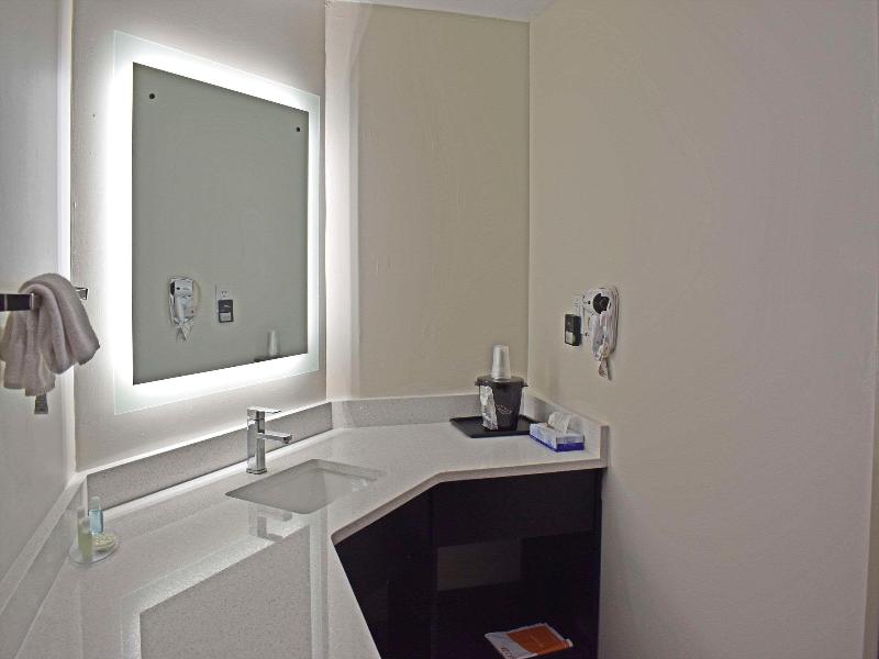 Sleep Inn & Suites West Knoxville image