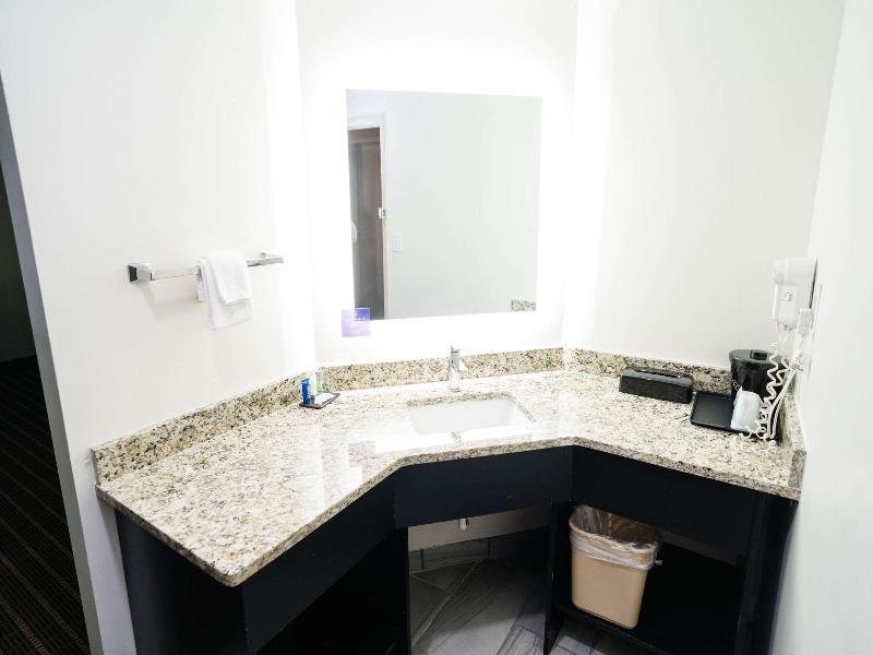 Sleep Inn & Suites West Knoxville image