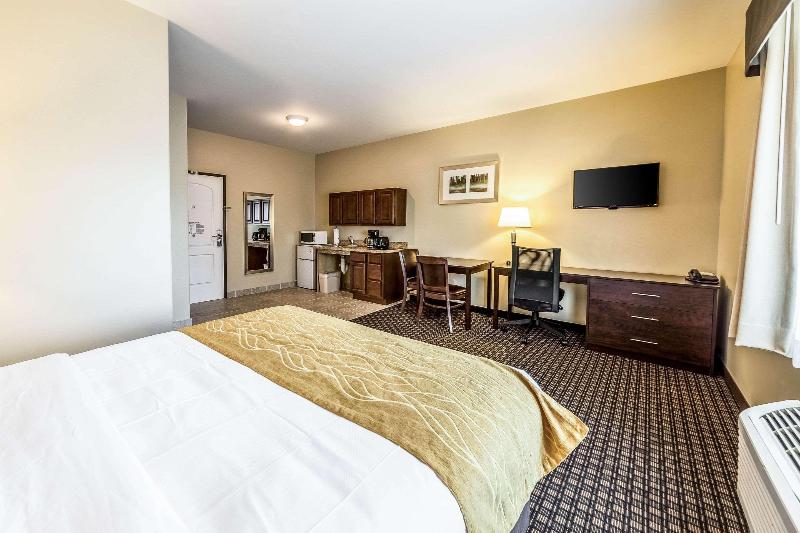 Comfort Inn & Suites Barnesville – Frackville image