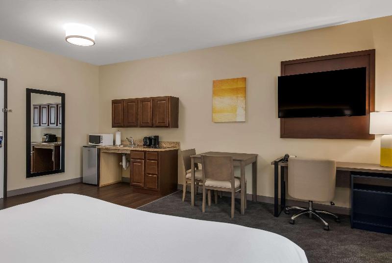 Comfort Inn & Suites Barnesville – Frackville image