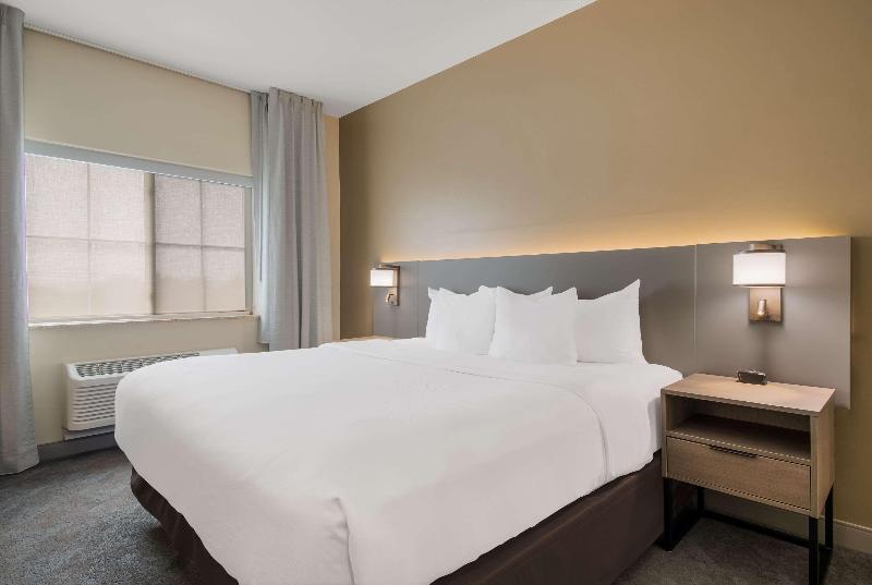 Comfort Inn & Suites Barnesville – Frackville image
