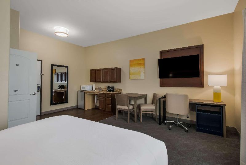 Comfort Inn & Suites Barnesville – Frackville image