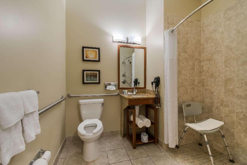 Comfort Inn & Suites Barnesville – Frackville image