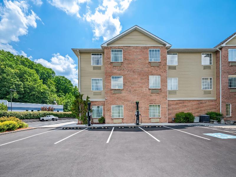 Quality Inn & Suites image