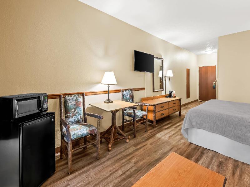 Quality Inn & Suites image