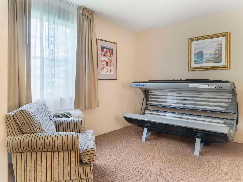 Quality Inn & Suites Manistique, MI - Vacationstore.net