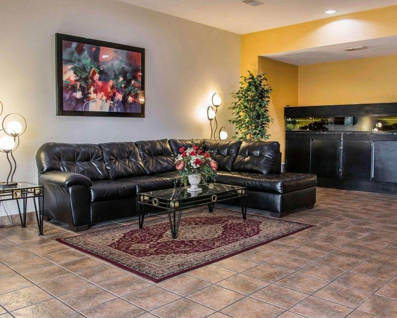 Quality Inn Durand image
