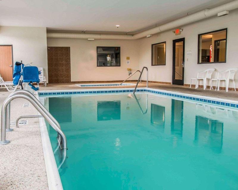 Quality Inn Durand image