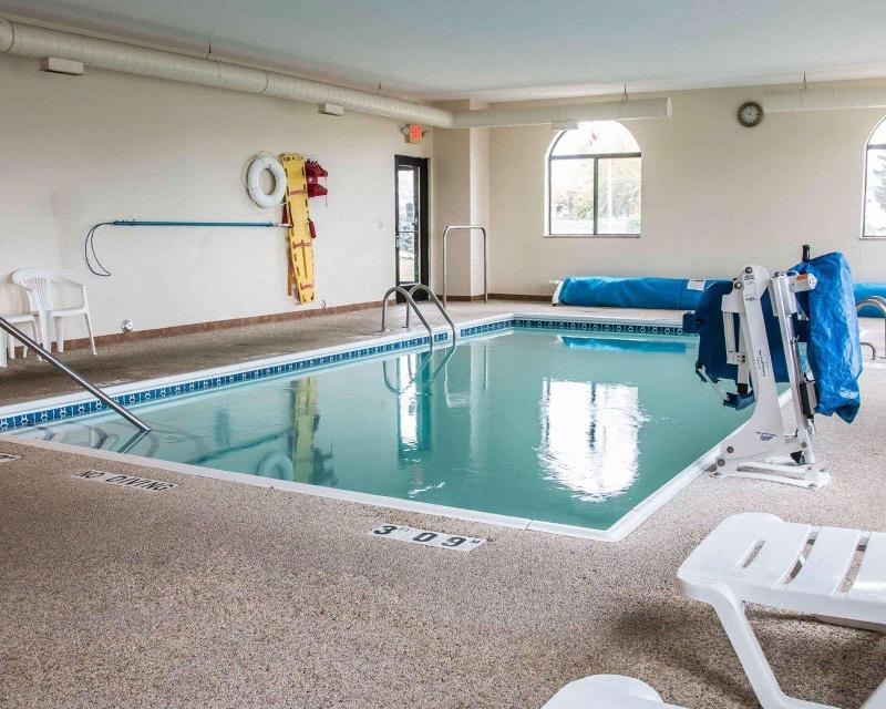 Quality Inn Durand image