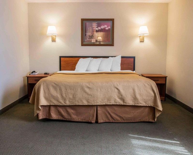 Quality Inn Durand image