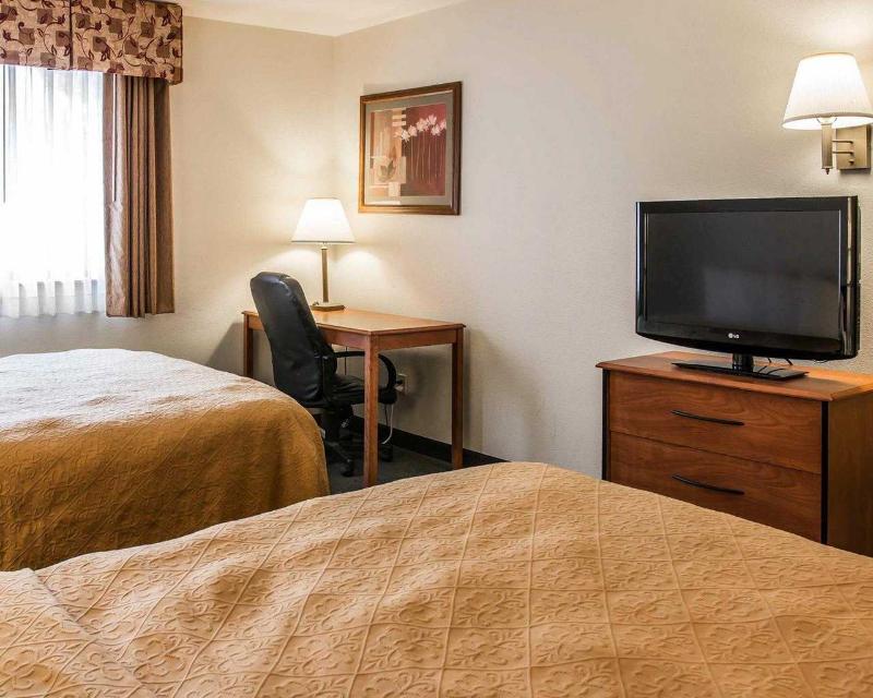 Quality Inn Durand image